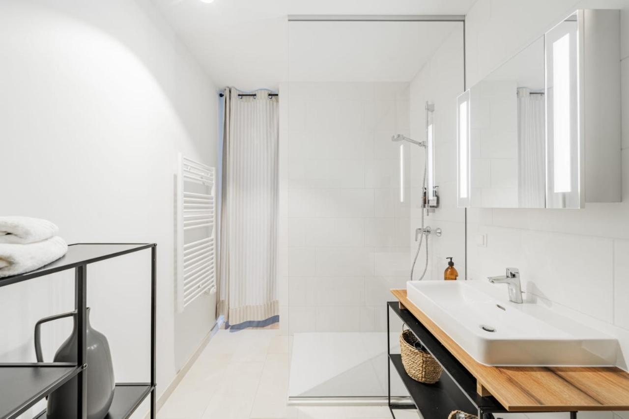 City Sky Studio Mit Balkon Wina Bagian luar foto